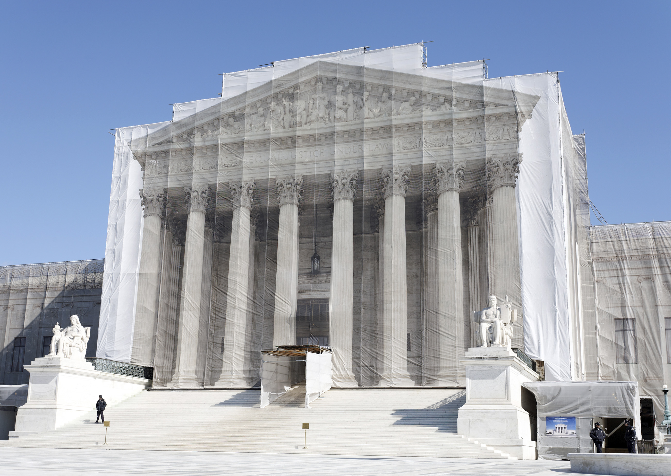 US supreme court building under renovation