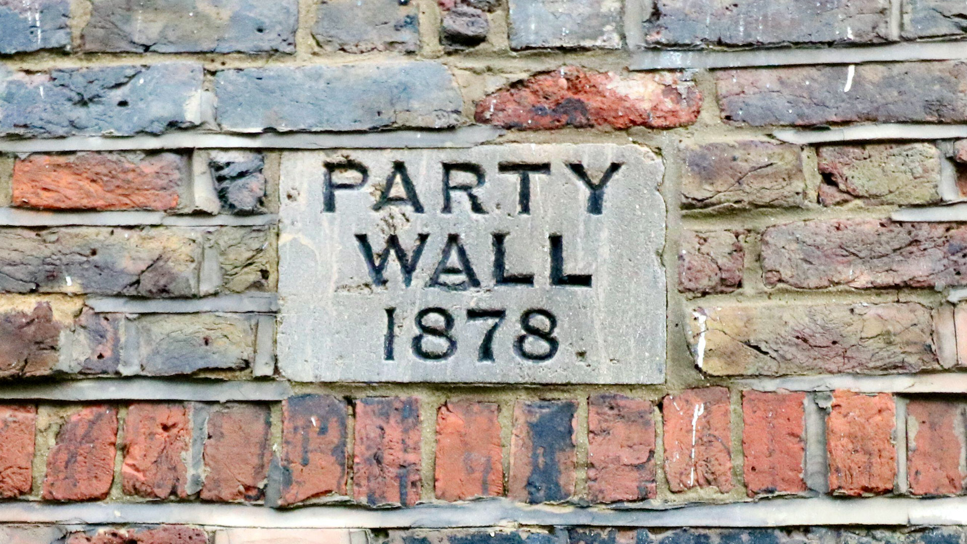 Party Wall 1878 brick, (C) Alamy Jane Tansi / Alamy Stock Photo