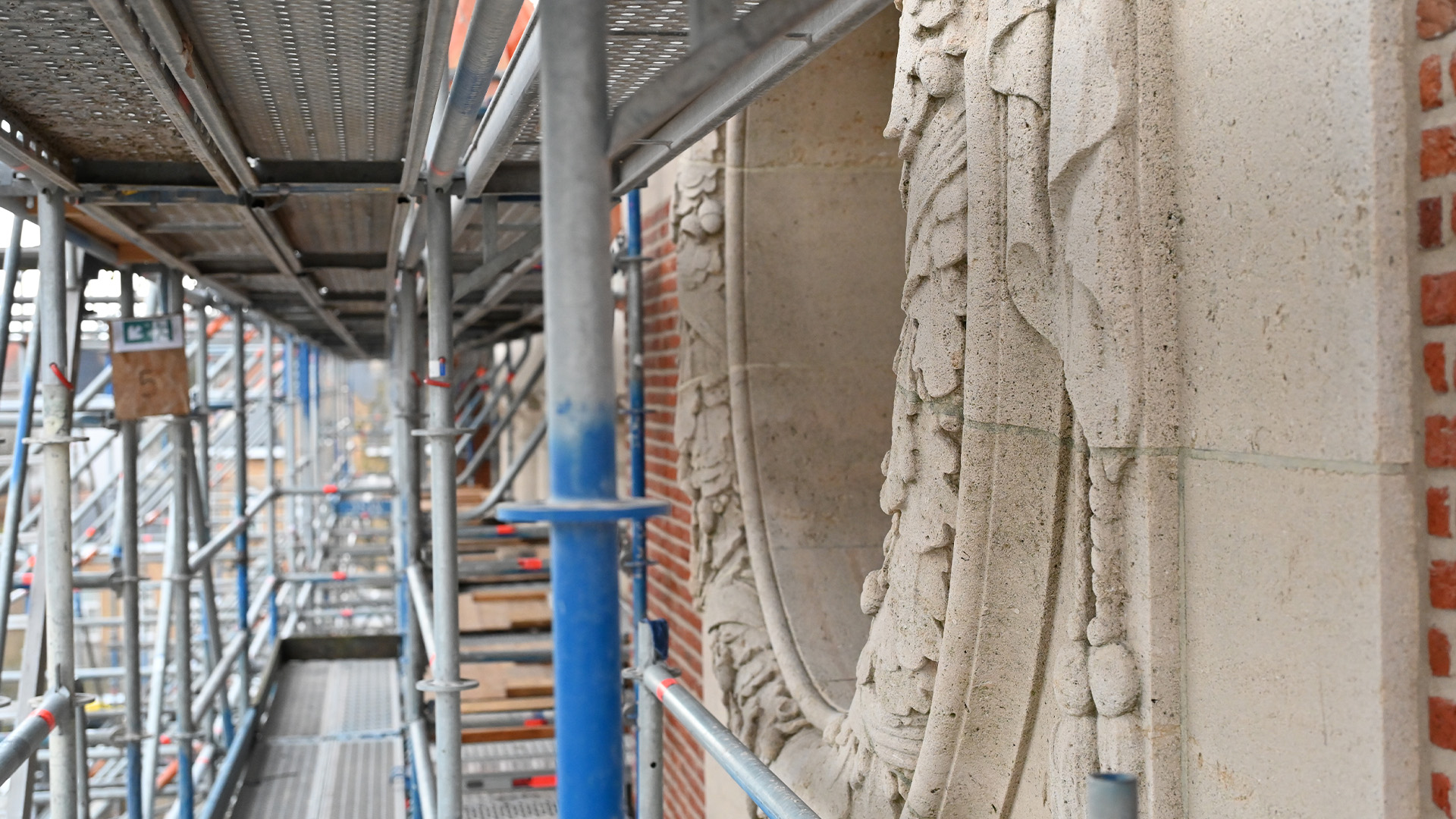 Photo of scaffolding on the outside of Menin Gate